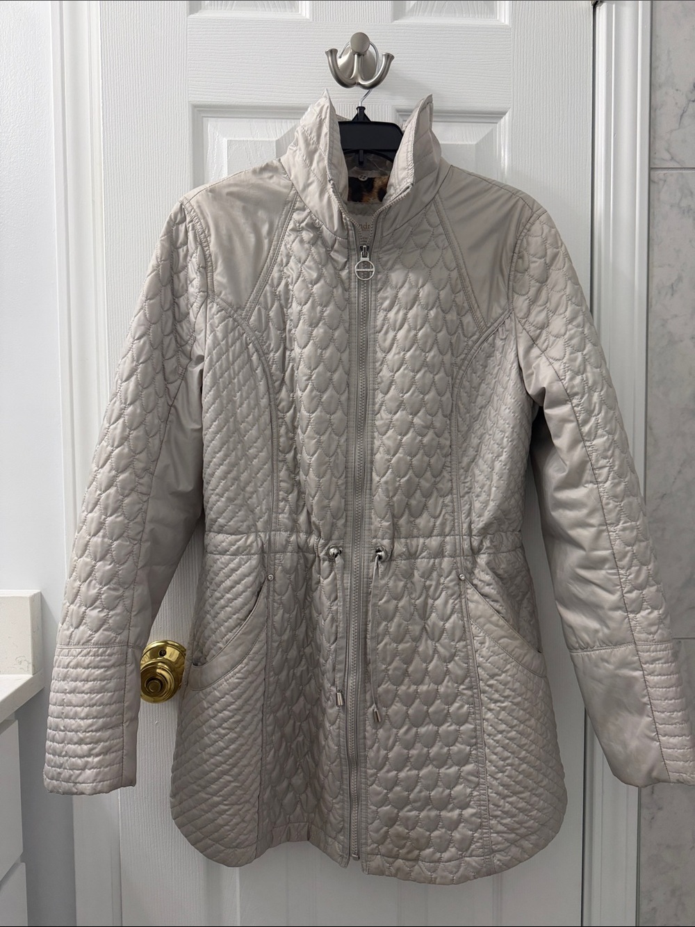 Laundry By Shelli Segal Light Gray Quilted Jacket